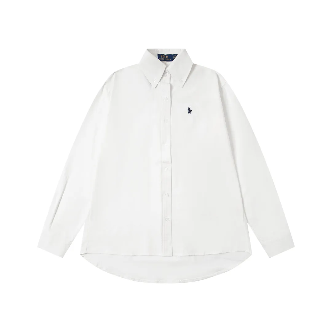 🅿️250 new model number: B141 Ralph Lauren/Ralph Lauren classic small label couple's long-sleeved shirt 1️⃣Made of high-quality fabrics, the upper body is soft and comfortable, extremely delicate, and feels solid, smooth and soft. The fabric has the characteristics of being wrinkle-free and has an invincible feel. The details are perfectly handled! 2️⃣The workmanship details are perfectly controlled. They are all hemmed with vest technology, and the inside of the sleeves are also used. Different from the four-needle and five-thread workmanship, the collars are also all designed with interlining, showing high-end fashion and individuality, and the style is fashionable, simple and elegant! 3️⃣It is very youthful and energetic, and can be easily worn by both men and women. It is very in line with the fashion aesthetic concepts of today's young people! Color: Black, White, Navy Size: S, M, L, XL